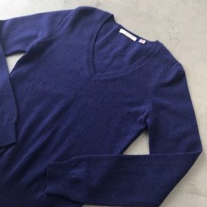 Uniqlo 100% Cashmere Sweater V Neck Blue size XS